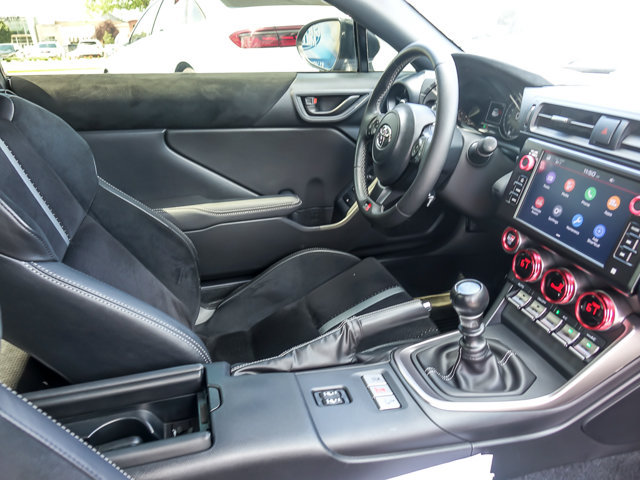 Used 2025 Toyota GR86 Premium w/ ALL Weather Mat Package (TMS) RWD image 25