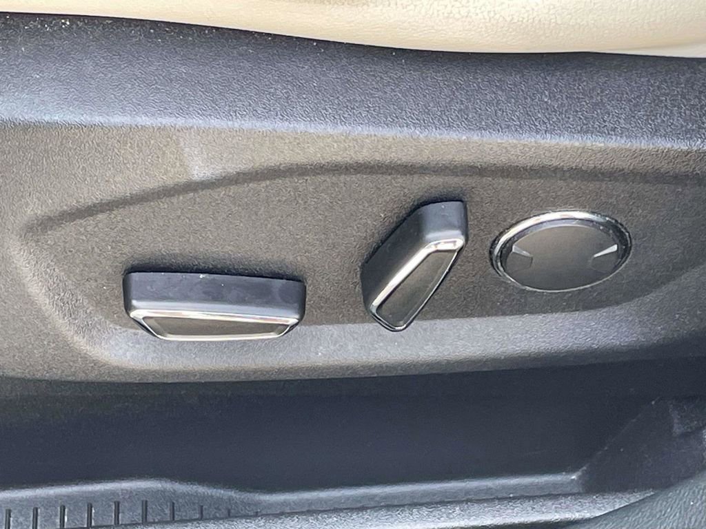 Certified 2019 Ford Edge Titanium w/ Equipment Group 301A image 14