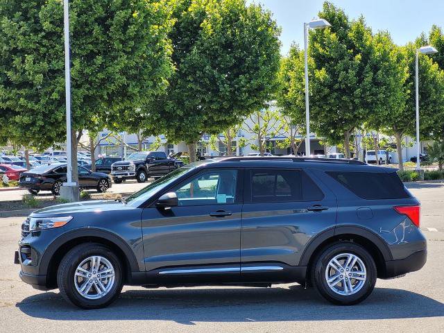 Certified 2022 Ford Explorer XLT RWD image 7