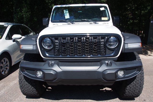 Used 2024 Jeep Wrangler Unlimited Sport AWD/4WD image 3