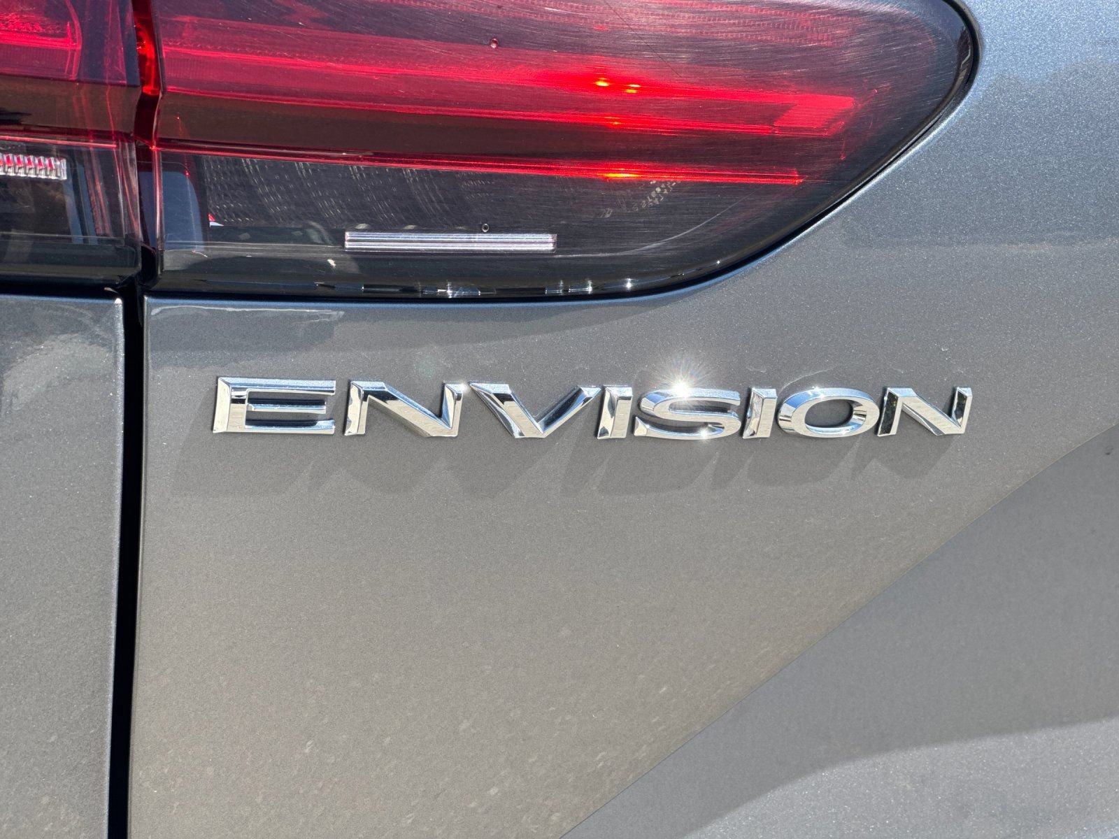 Used 2022 Buick Envision Essence w/ Sport Touring Package FWD image 39