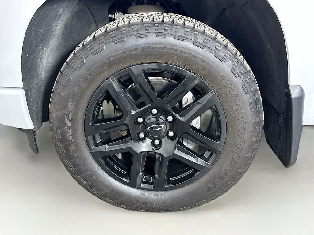 Used 2024 Chevrolet Silverado 1500 RST w/ Z71 Off-Road Package AWD/4WD image 8
