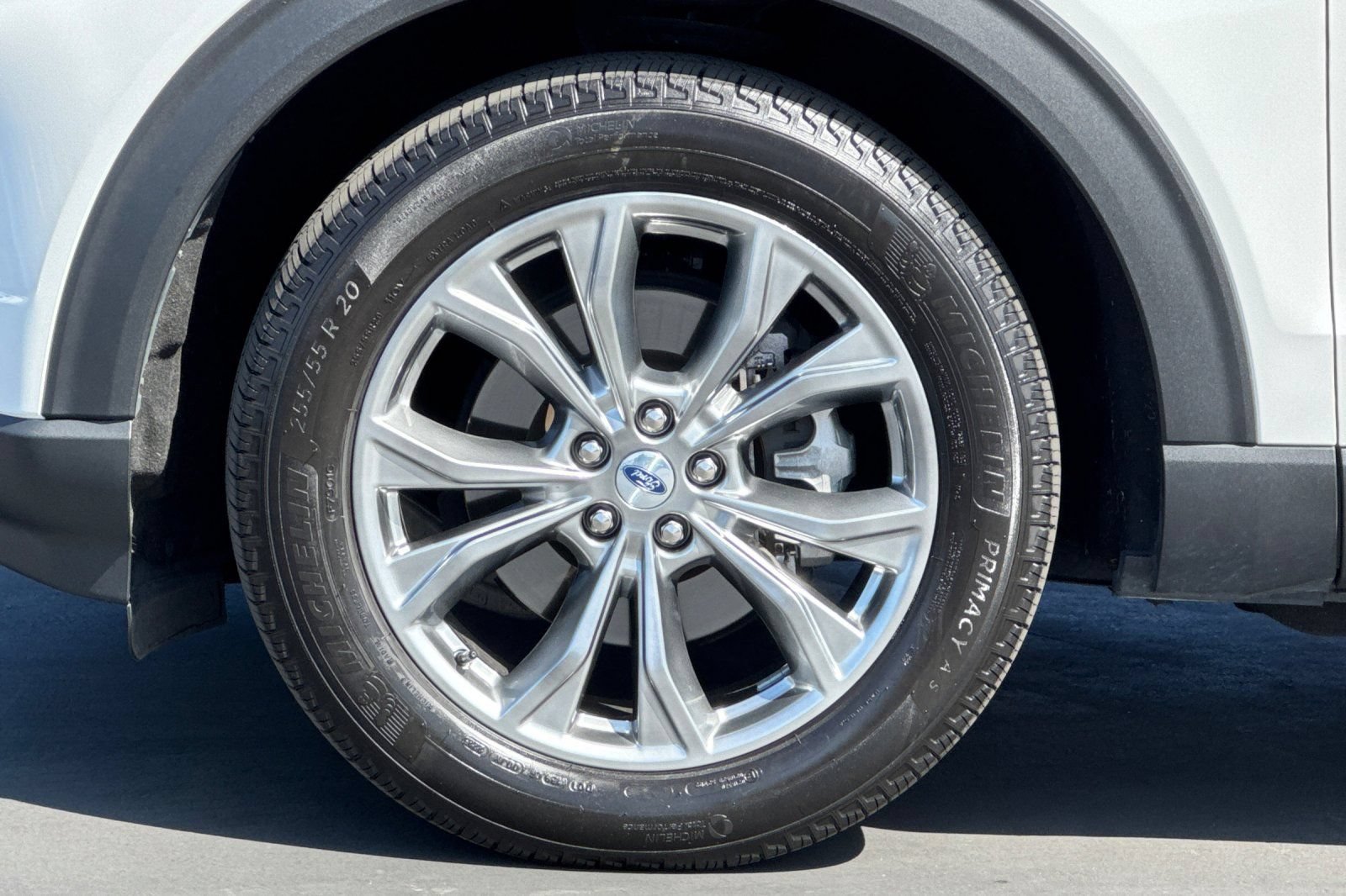 Certified 2023 Ford Explorer XLT w/ Equipment Group 202A AWD/4WD image 30
