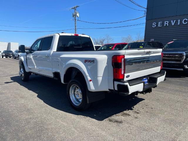 Certified 2024 Ford F450 Platinum w/ FX4 Off-Road Package AWD/4WD image 3