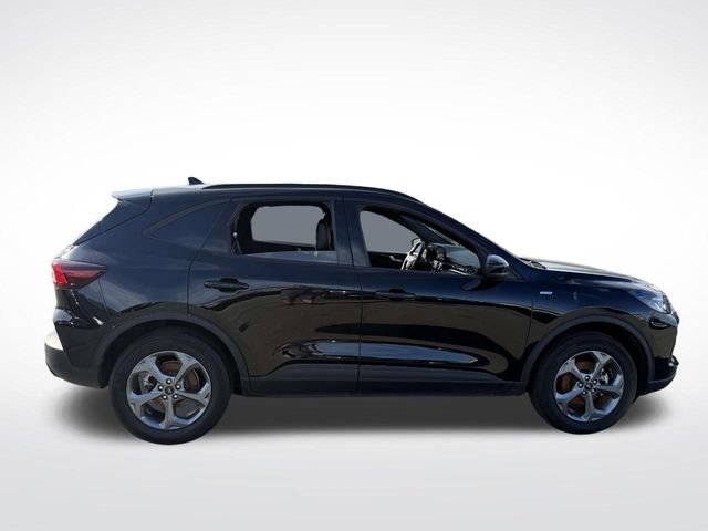 Certified 2025 Ford Escape ST-Line Select AWD/4WD image 9