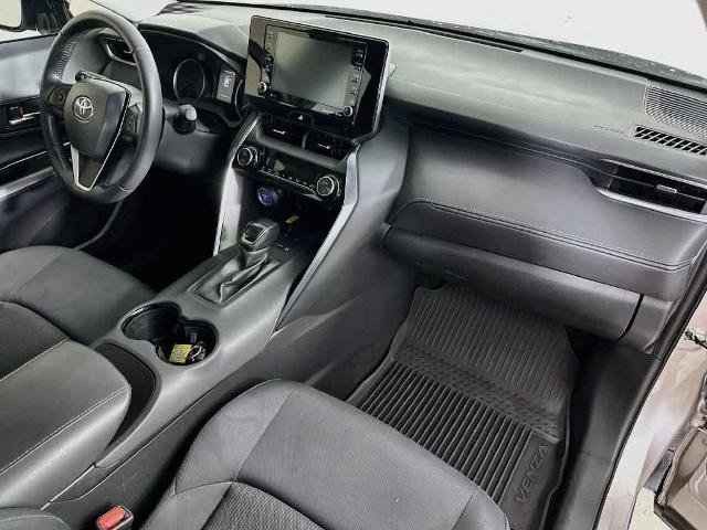 Used 2021 Toyota Venza LE AWD/4WD image 32