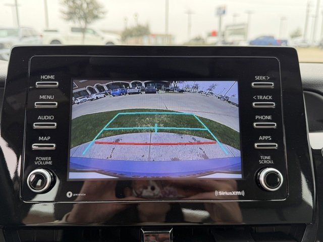 Used 2024 Toyota Camry SE image 16