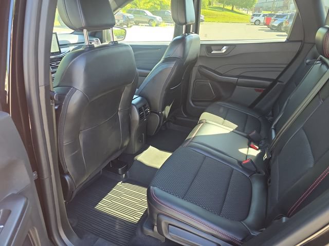 Certified 2023 Ford Escape ST-Line w/ Tech Pack #1 AWD/4WD image 8