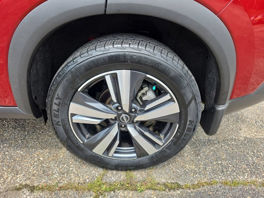 Used 2023 Nissan Rogue SL AWD/4WD image 10