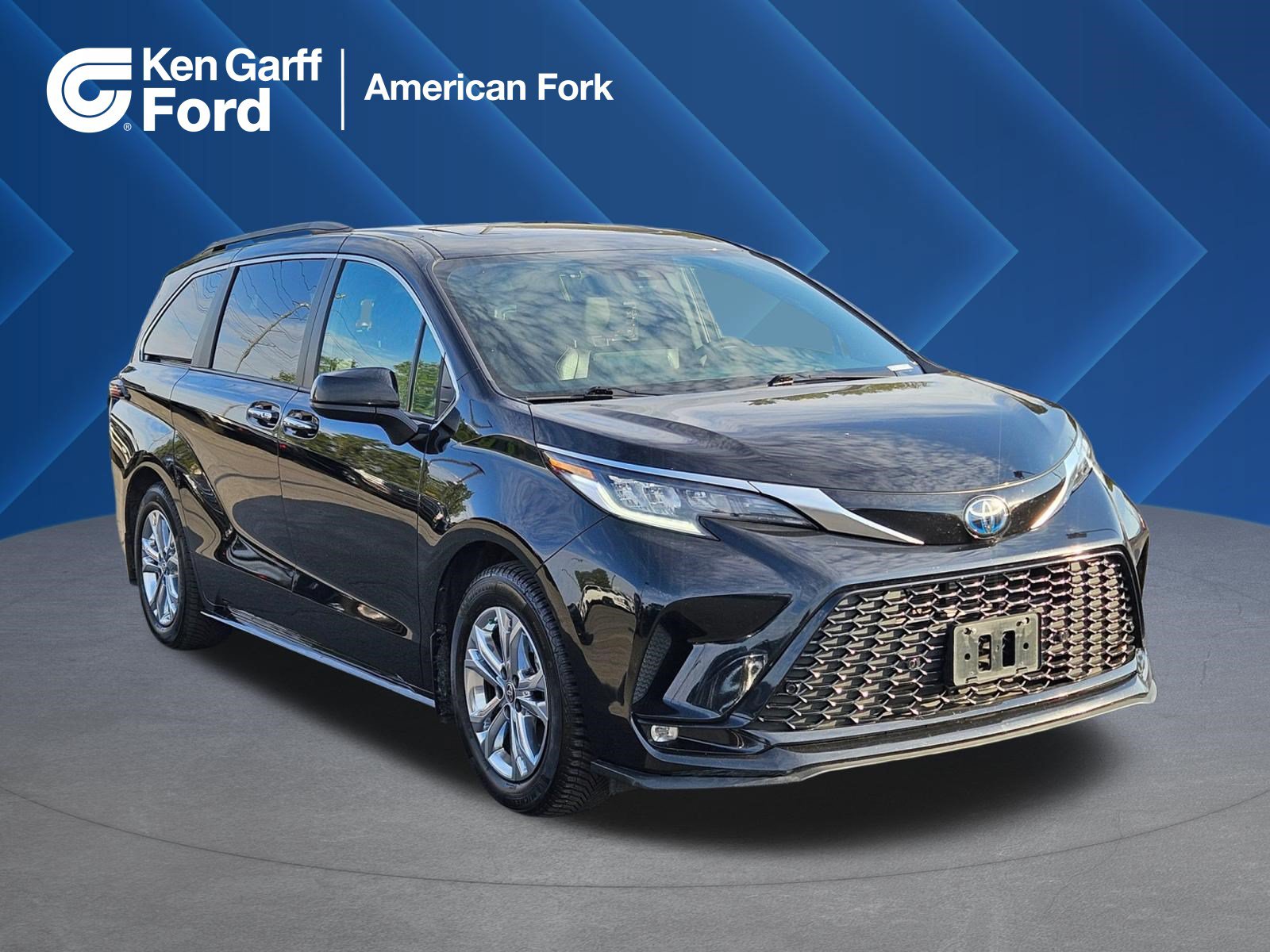 Used 2022 Toyota Sienna XSE