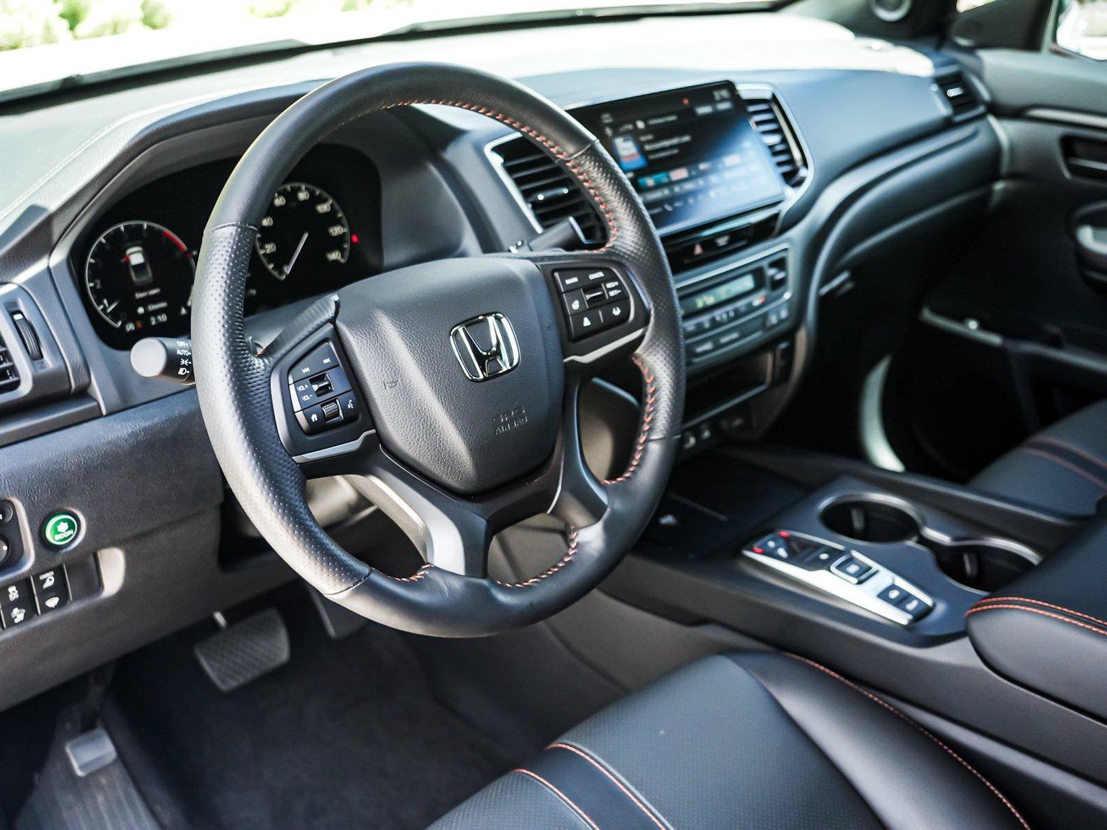 Used 2025 Honda Ridgeline TrailSport image 8