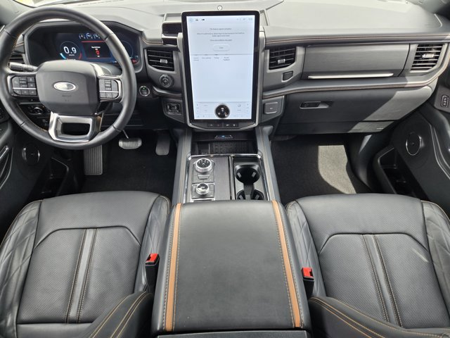 Certified 2024 Ford Expedition Platinum image 24