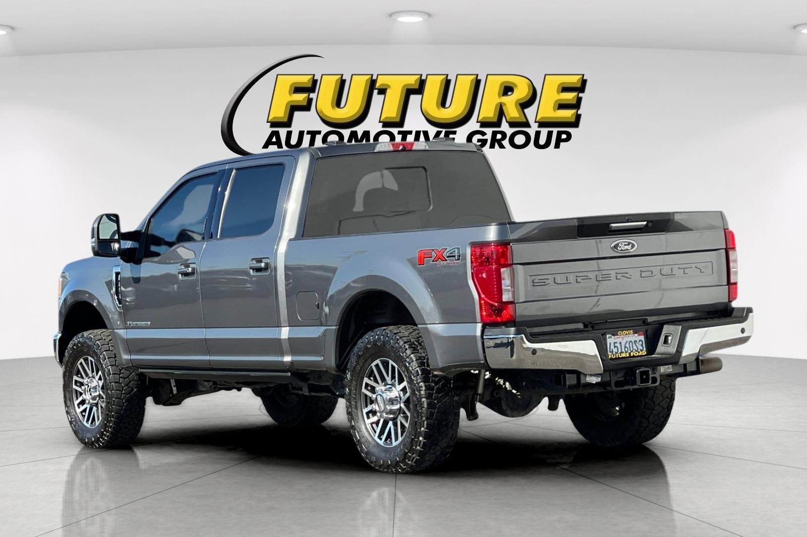 Certified 2022 Ford F250 Lariat w/ FX4 Off-Road Package image 3