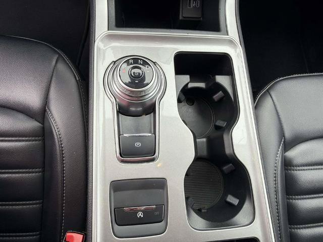 Certified 2024 Ford Edge SEL AWD/4WD image 17