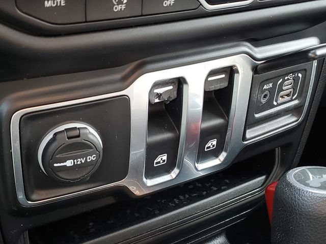 Used 2022 Jeep Wrangler Sport AWD/4WD image 17