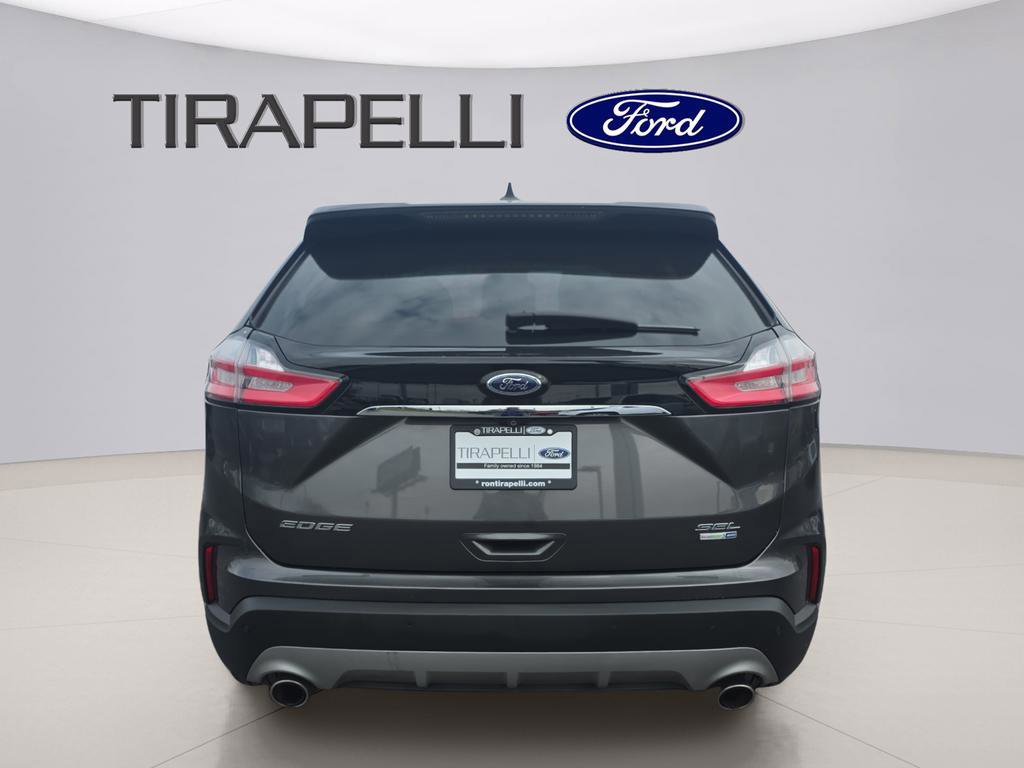 Certified 2019 Ford Edge SEL w/ Equipment Group 201A image 4