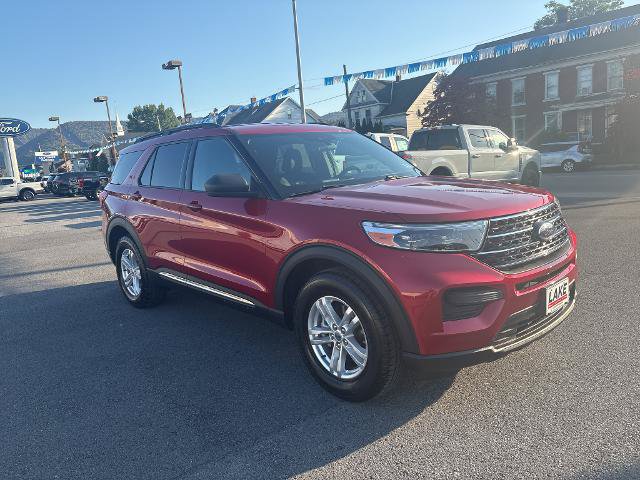 Certified 2020 Ford Explorer XLT w/ Comfort Package AWD/4WD image 3