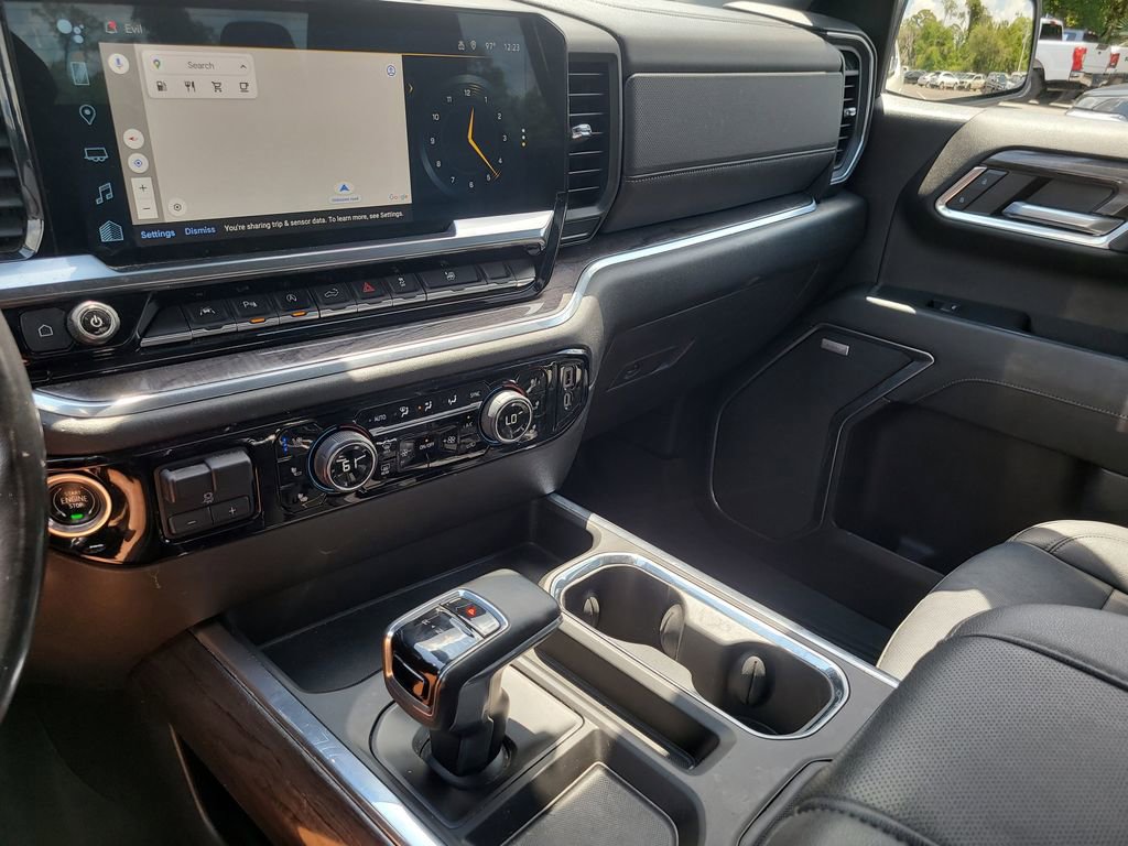 Used 2023 Chevrolet Silverado 1500 LTZ AWD/4WD image 19