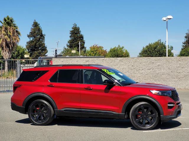 Certified 2022 Ford Explorer ST w/ Equipment Group 401A AWD/4WD image 3