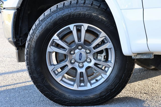 Certified 2019 Ford F150 Lariat w/ Equipment Group 501A Mid image 8