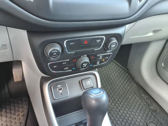 Used 2021 Jeep Compass Latitude w/ Convenience Group FWD image 14