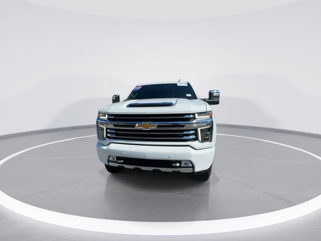 Used 2023 Chevrolet Silverado 2500 High Country w/ Z71 Off-Road Package AWD/4WD image 2