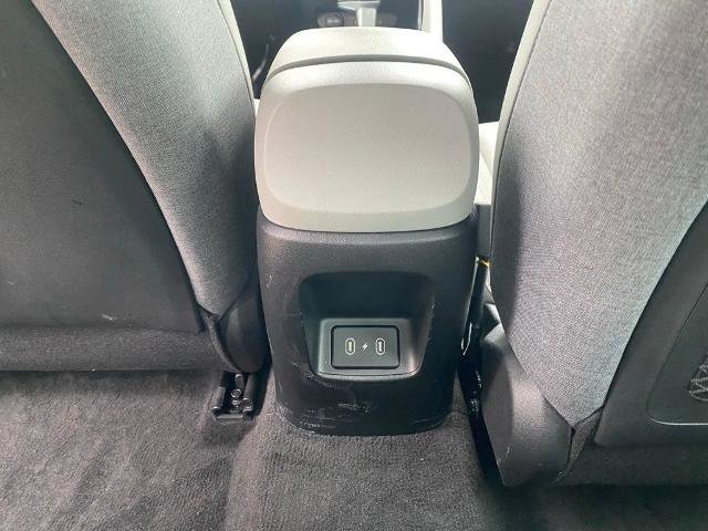 Used 2025 Hyundai Elantra Limited w/ Cargo Package image 30