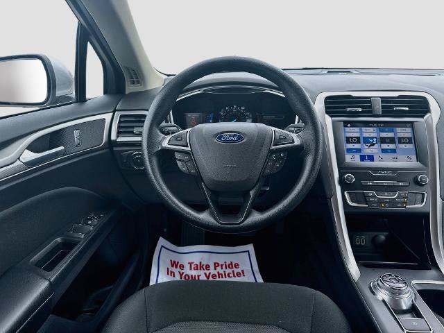 Certified 2019 Ford Fusion SE FWD image 18