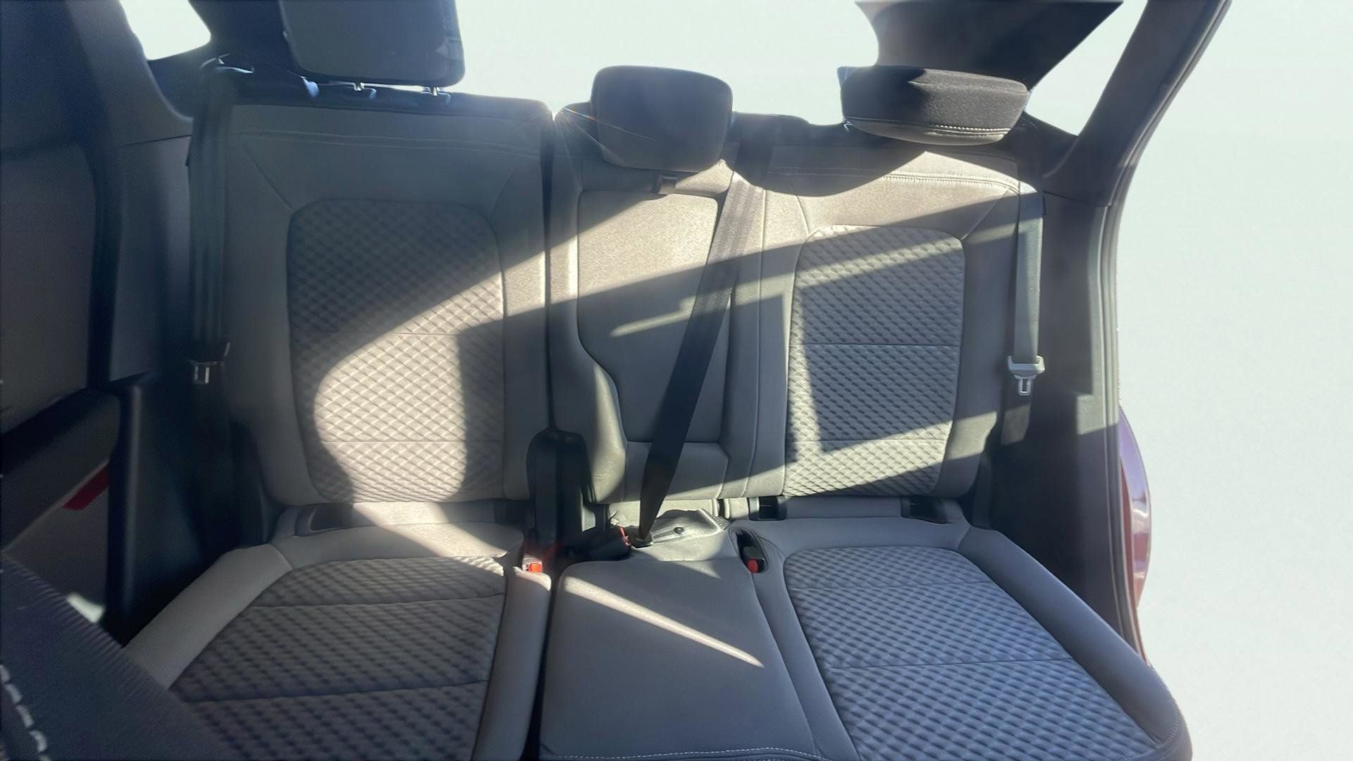 Certified 2020 Ford Escape SE image 18