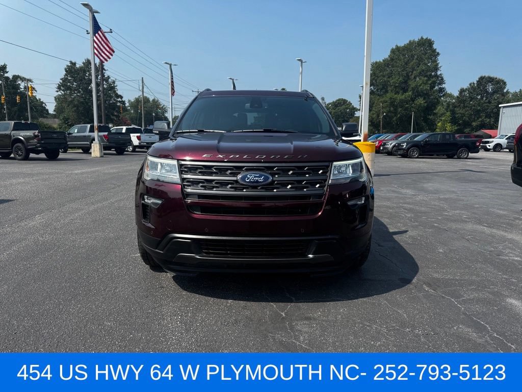 Certified 2018 Ford Explorer XLT w/ Equipment Group 202A AWD/4WD image 8