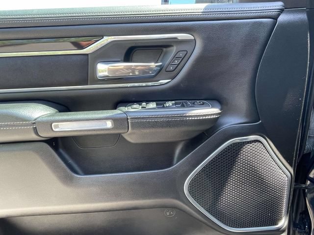 Used 2021 RAM 1500 Laramie w/ Sport Appearance Package AWD/4WD image 13