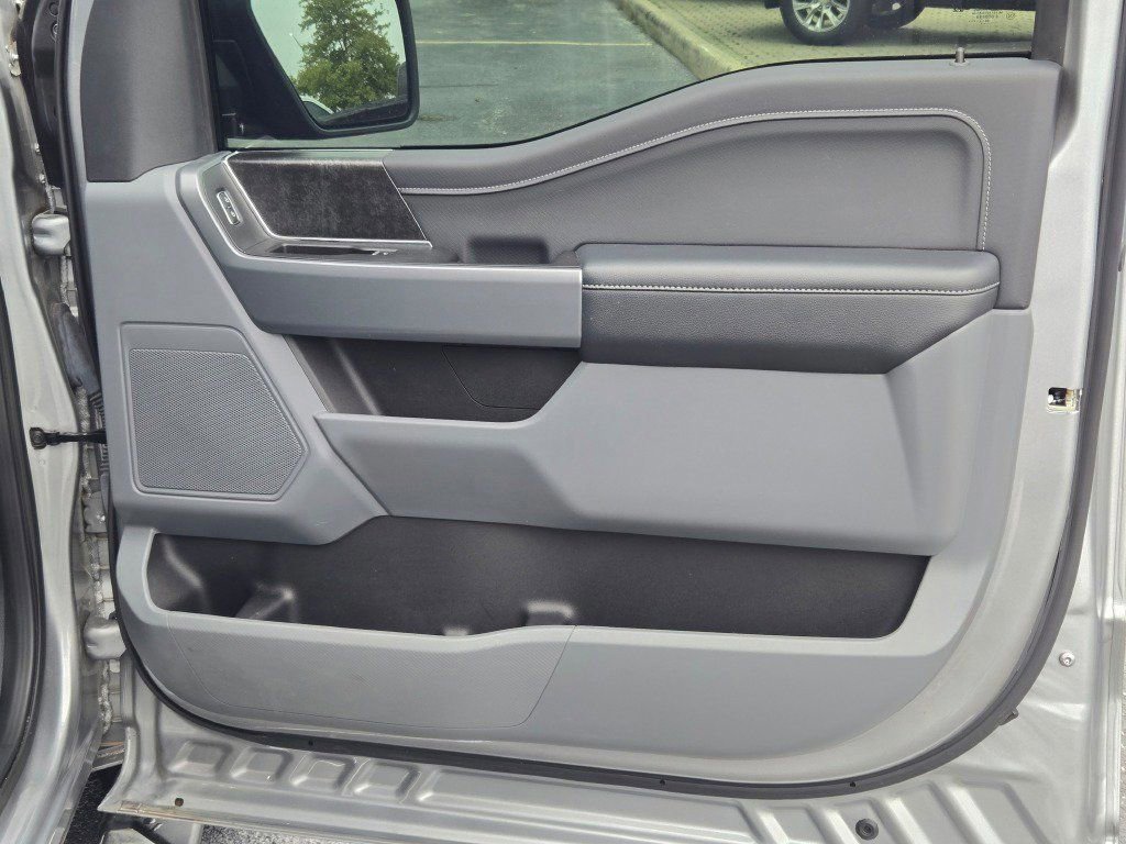 Certified 2022 Ford F150 XLT w/ Equipment Group 302A High image 7