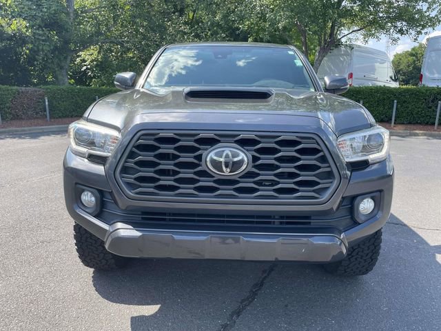 Used 2020 Toyota Tacoma TRD Sport w/ TRD Premium Sport Package AWD/4WD image 2