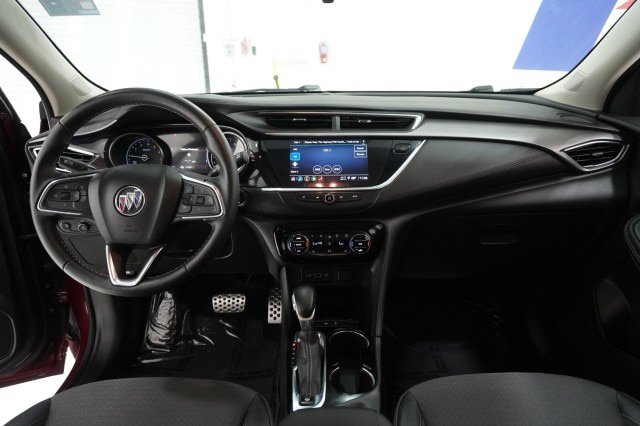 Used 2023 Buick Encore GX Select w/ Sport Touring Package FWD image 21