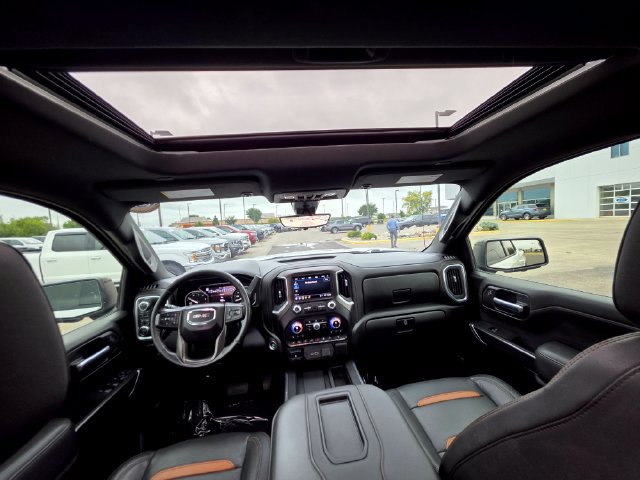 Used 2021 GMC Sierra 1500 AT4 w/ AT4 Value Package AWD/4WD image 17