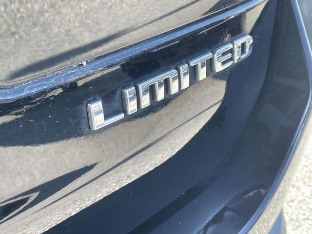 Used 2023 Jeep Grand Cherokee L Limited w/ Luxury Tech Group II image 9