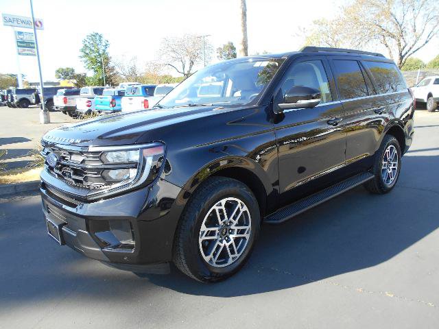 Certified 2025 Ford Expedition Active AWD/4WD video 1