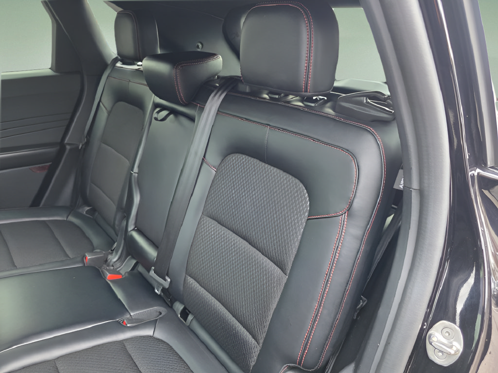Certified 2025 Ford Escape ST-Line AWD/4WD image 24