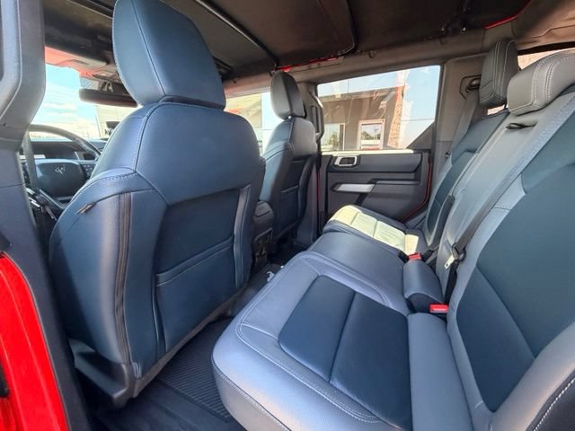 Certified 2022 Ford Bronco Outer Banks w/ Sasquatch Package AWD/4WD image 24