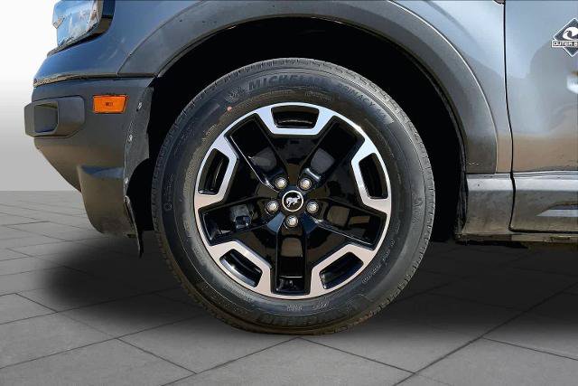 Certified 2023 Ford Bronco Sport Outer Banks w/ Tech Package AWD/4WD image 11