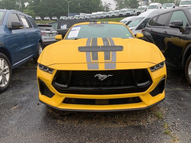 Certified 2024 Ford Mustang GT RWD image 3