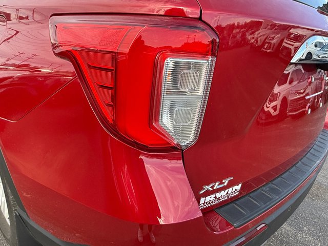 Certified 2022 Ford Explorer XLT w/ Equipment Group 202A image 32