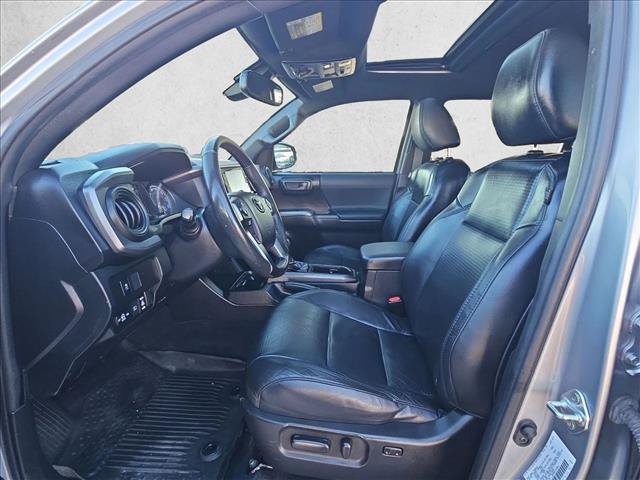 Used 2021 Toyota Tacoma TRD Off-Road w/ TRD Premium Off Road Package AWD/4WD image 16