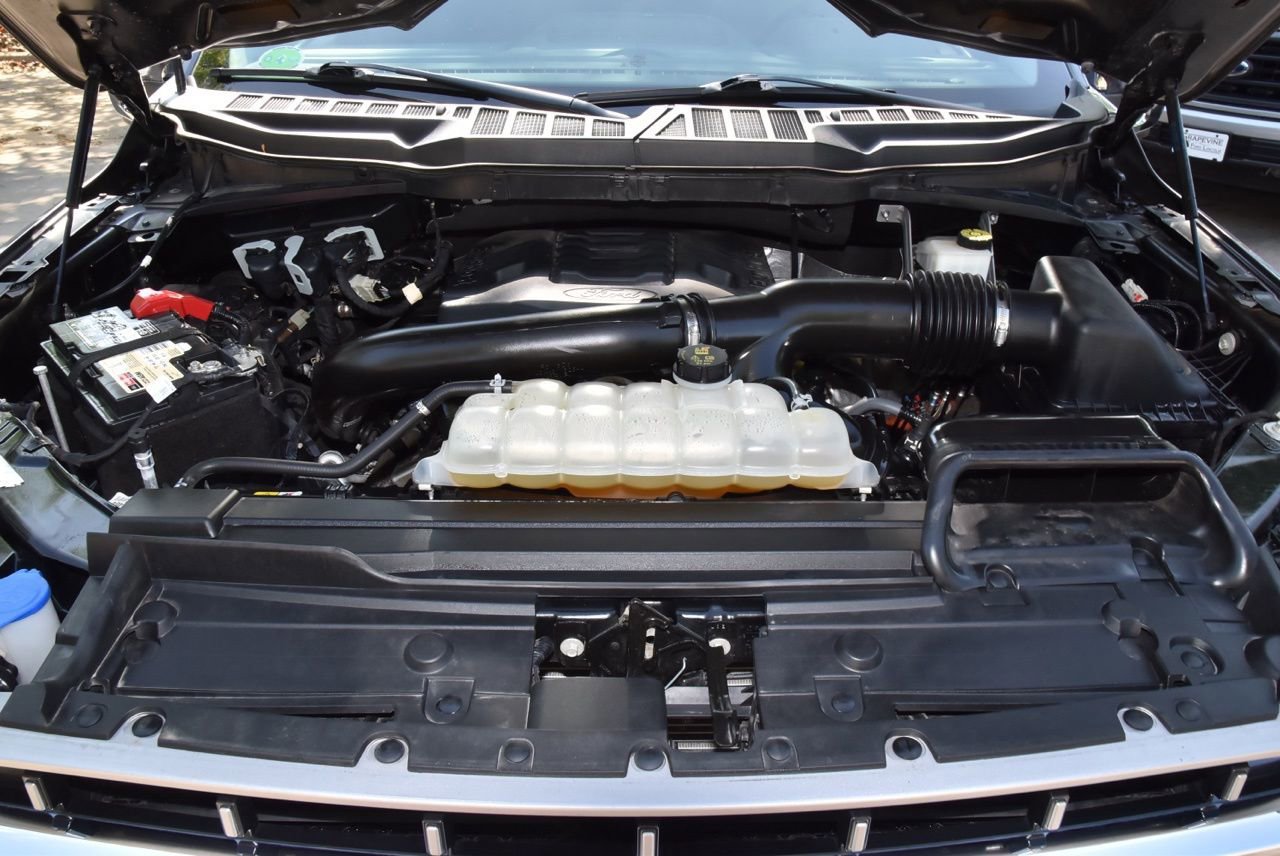 Certified 2023 Ford F150 Lariat w/ Equipment Group 502A High image 44