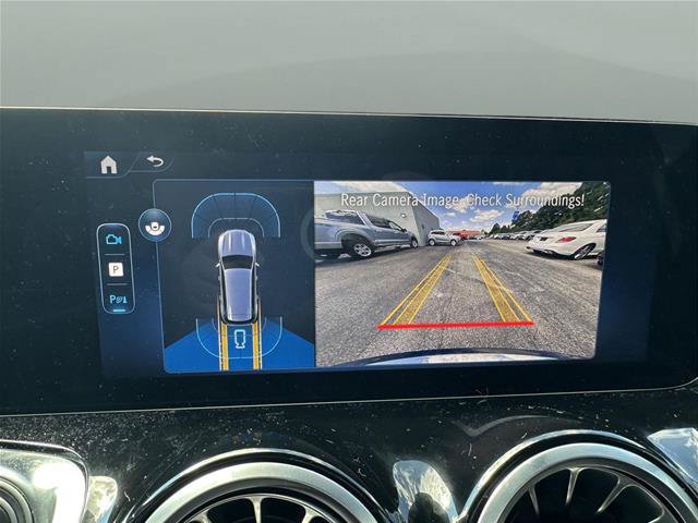 Used 2025 Mercedes-Benz GLB 250 4MATIC image 24