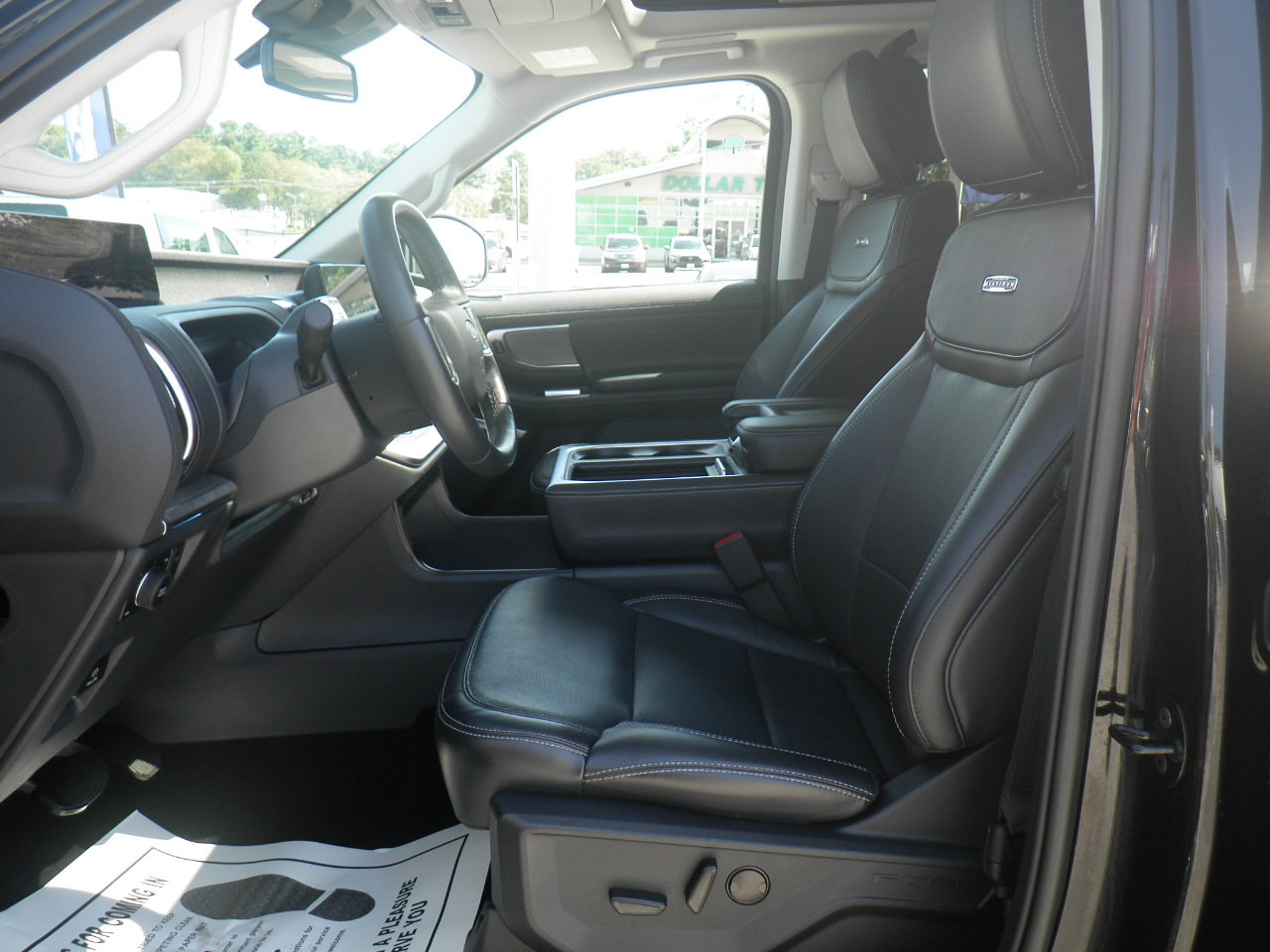 Certified 2026 Ford Expedition Platinum w/ Driver's Package AWD/4WD image 14