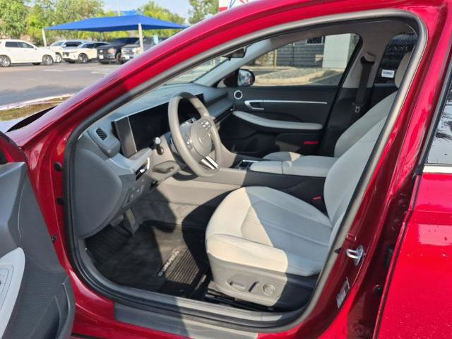 Used 2024 Hyundai Sonata SEL FWD image 11