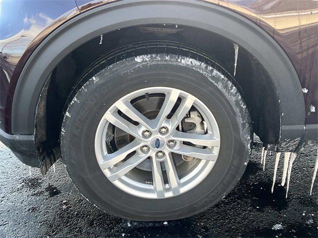 Certified 2022 Ford Explorer XLT w/ Equipment Group 202A image 6