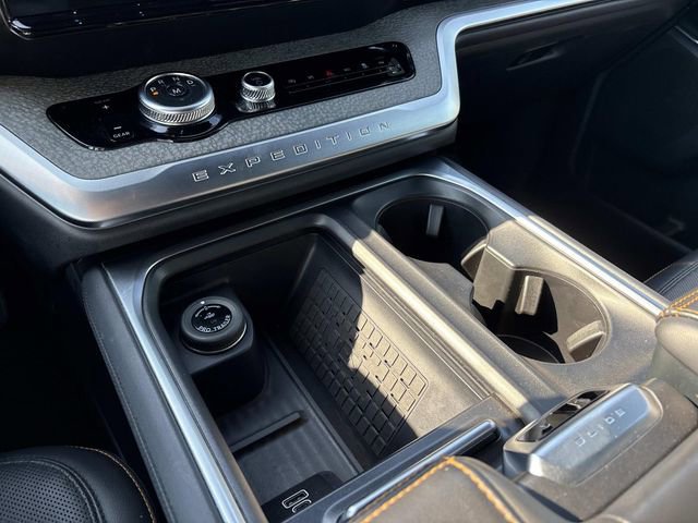 Certified 2025 Ford Expedition Tremor AWD/4WD image 34
