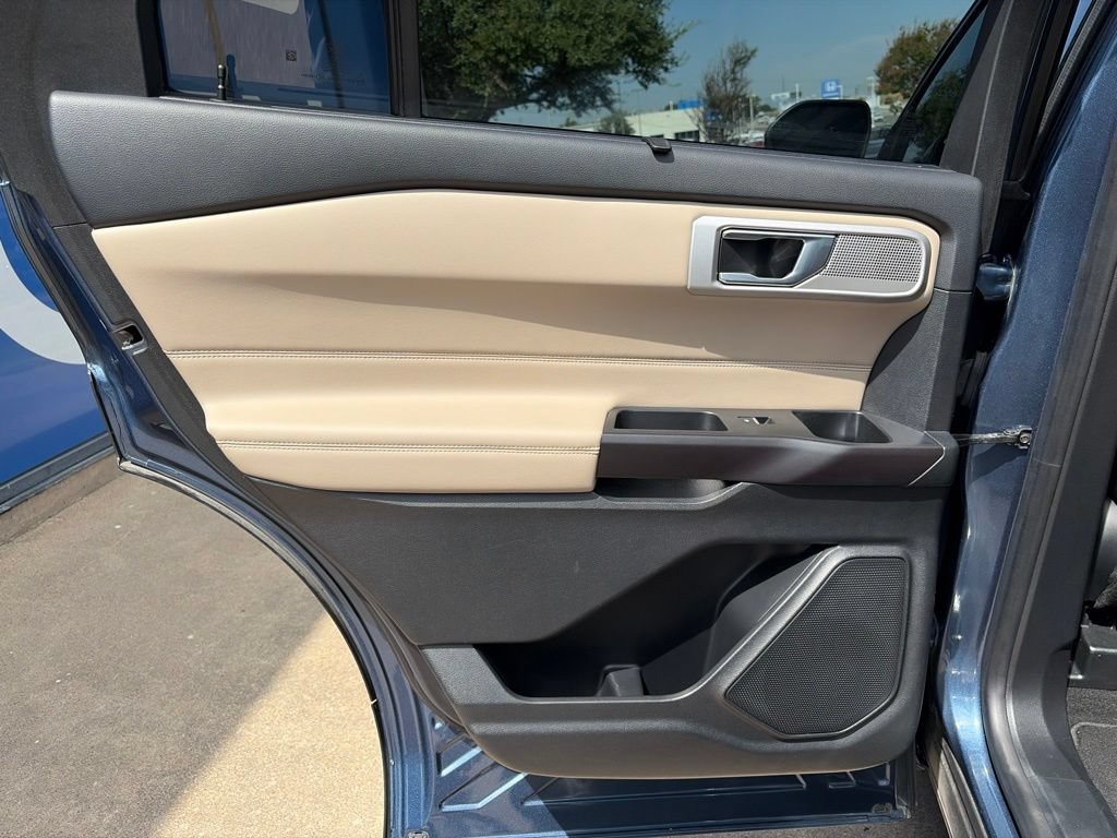 Certified 2020 Ford Explorer Limited RWD image 18